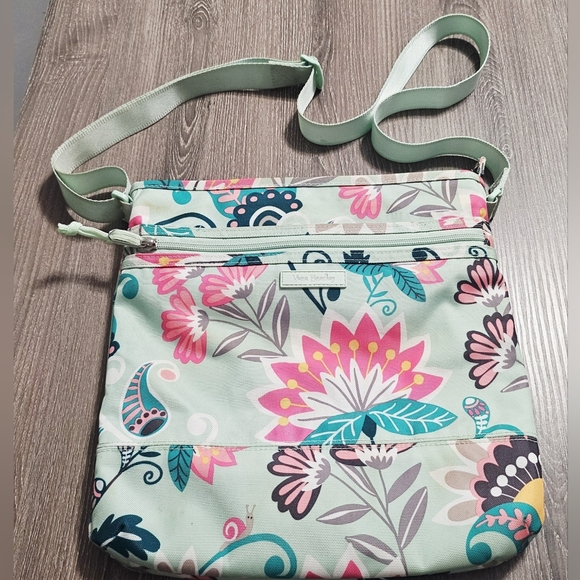 Vera Bradley "Lighten Up" slim crossbody mint with flowers - Picture 2 of 8